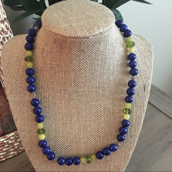 🖐🏻 {Handmade} Lapis Semi-Precious Necklace - Picture 2 of 3